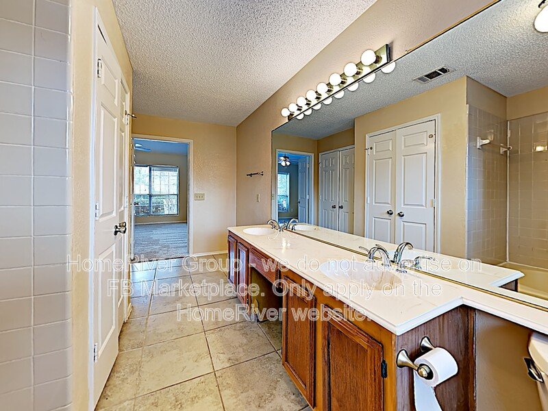 Charming 3BR I 2BA I in High Pointe property image