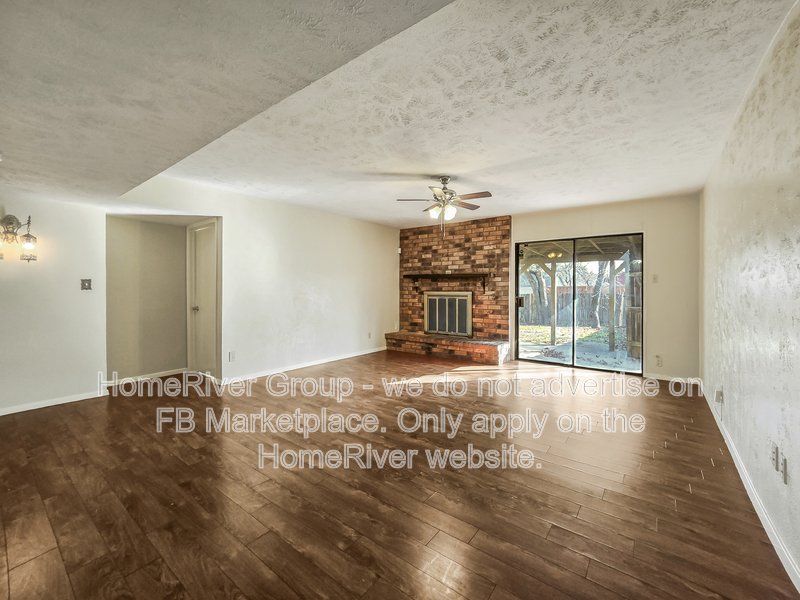 3 BD | Garage | Fireplace. property image