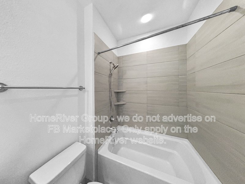 4 BD Townhome | Move-In Ready | Garage property image