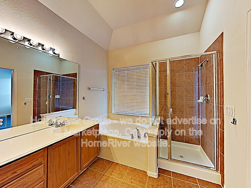 3 BR Home | Mira Lagos | Breakfast Nook | Hardwood Flooring property image