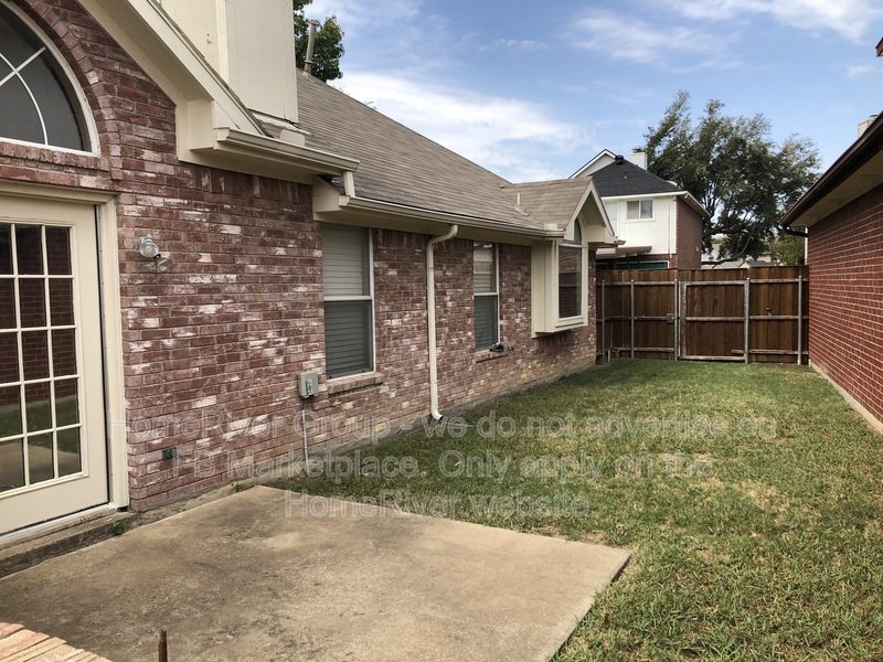 3 BR Home | New washer, Dryer, and Refrigerator | Fireplace property image