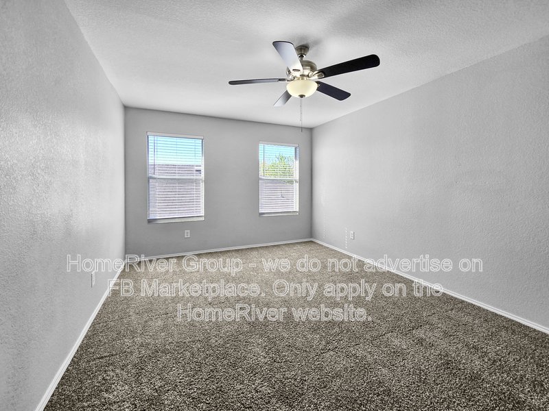 Available Now! Amazing 5 beds and 2.5 baths home! property image