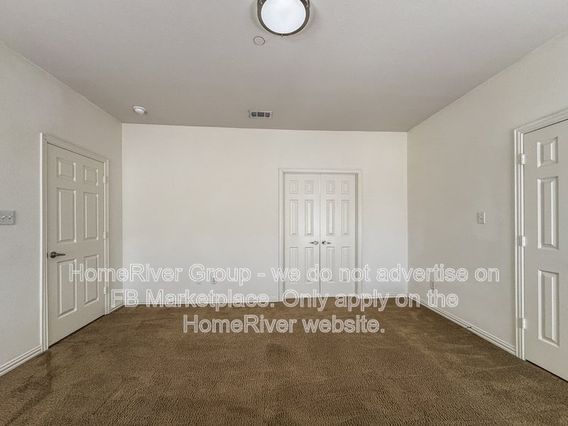 Move-in Ready! Charming 2-Bed | FRIDGE | Washer a Dryer property image