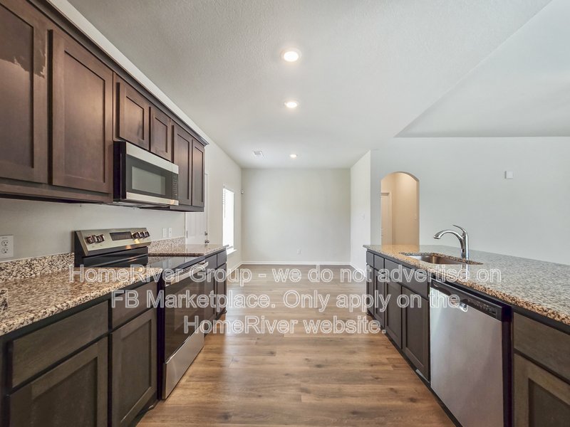 Pet Friendly! 6562 Crosswood Lane , Dallas, TX 75241 property image