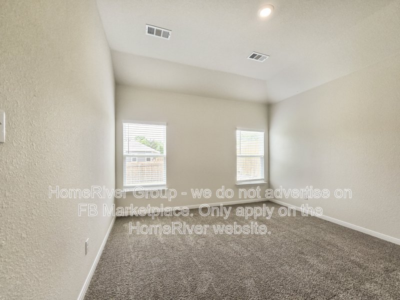 Pet Friendly! 6562 Crosswood Lane , Dallas, TX 75241 property image