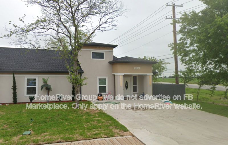 Duplex 3 bed | Updated Interior | Private Backyard. property image