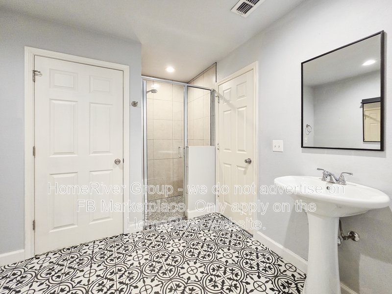 4 BR Home | Quartz Counters | Covered Patio | Fenced Yard property image