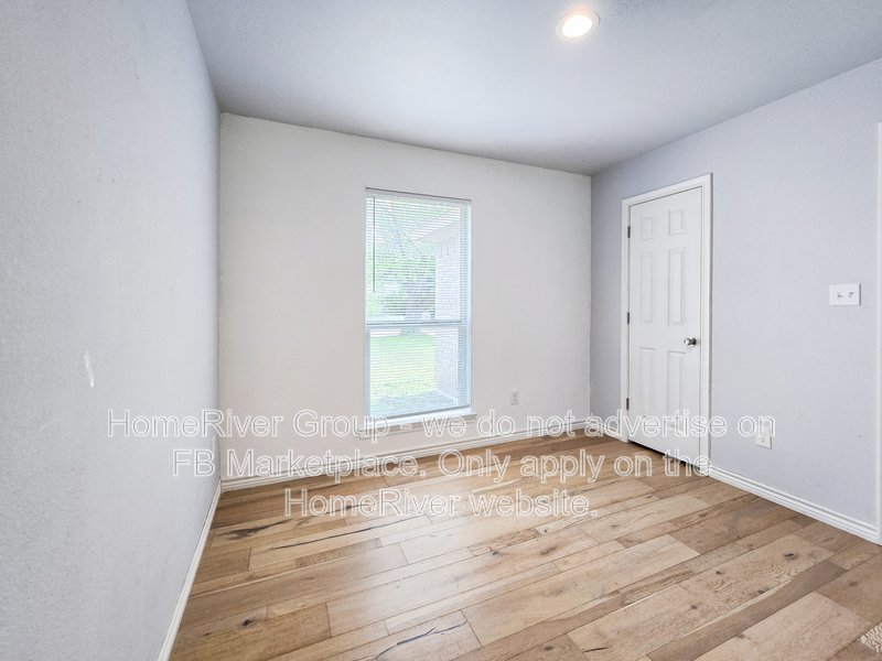 4 BR Home | Quartz Counters | Covered Patio | Fenced Yard property image