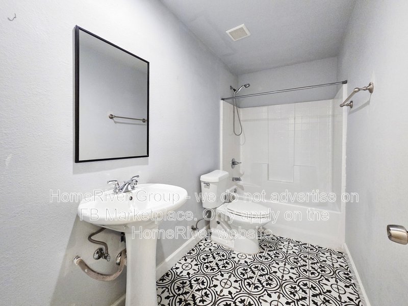 4 BR Home | Quartz Counters | Covered Patio | Fenced Yard property image