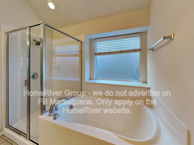 Fabulous 4BR | Community Pool | Garage. property image