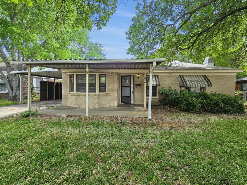 3 BR Home | Attached Carport | Fireplace property image