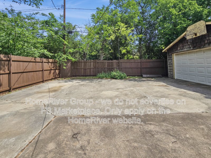 3 BR Home | Attached Carport | Fireplace property image