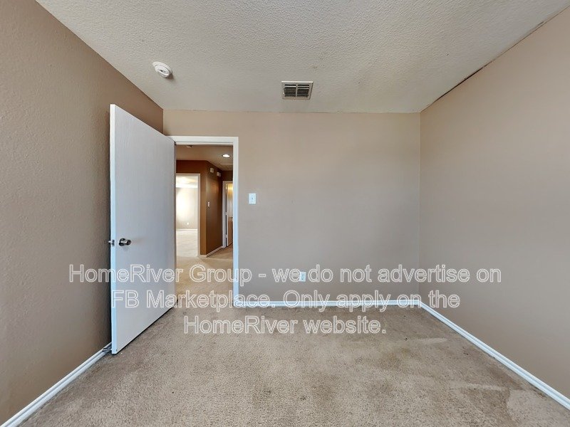 Super spacious 4 bedroom in Woodland Creek. property image