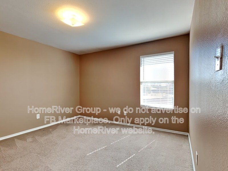 Super spacious 4 bedroom in Woodland Creek. property image