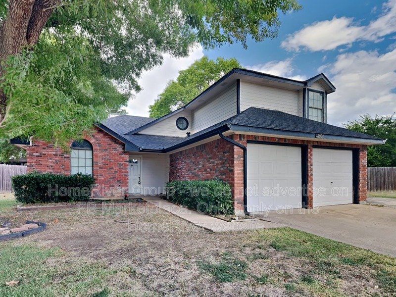 3 Bedroom | Garage | High Ceilings. property image