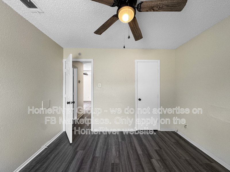 Cozy 2BR Duplex | FRIDGE | No Carpet. property image