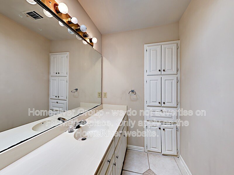 Spacious 3BR Rowlett Home | near Lake Ray Hubbard | Move-In Ready property image