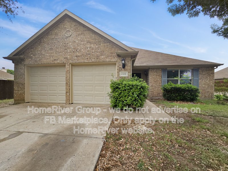 3 BR Home | Hunters Glan | Fireplace | Back Patio property image