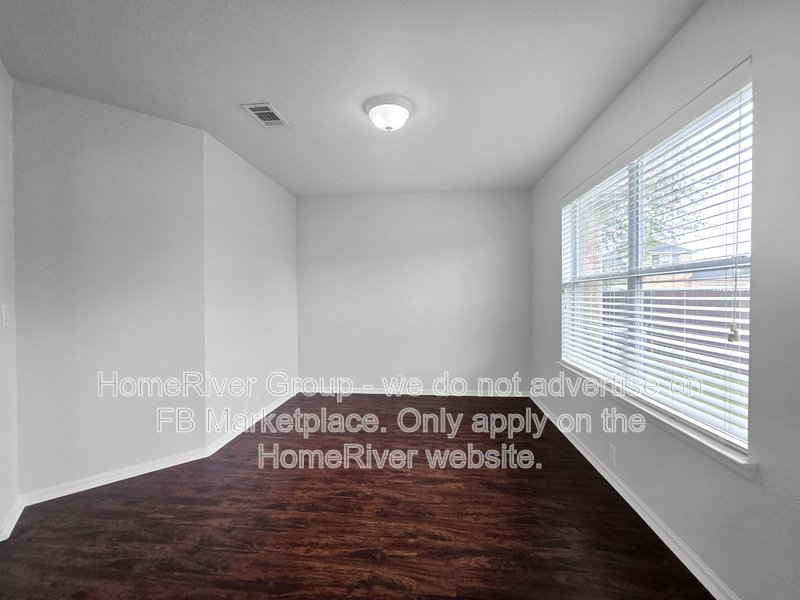 3 BR Home | Hunters Glan | Fireplace | Back Patio property image