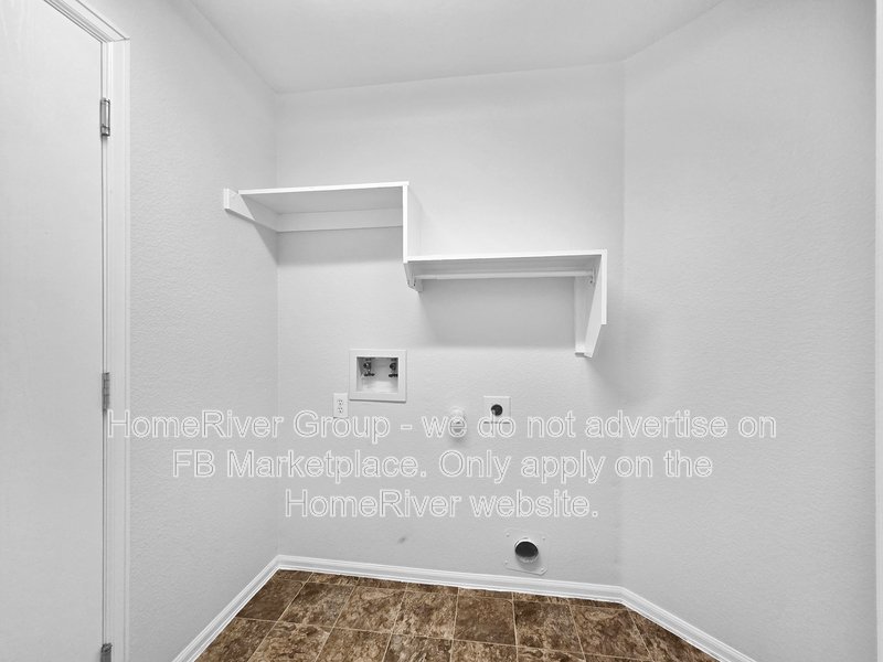 3 BR Home | Hunters Glan | Fireplace | Back Patio property image