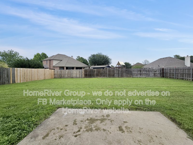 3 BR Home | Hunters Glan | Fireplace | Back Patio property image