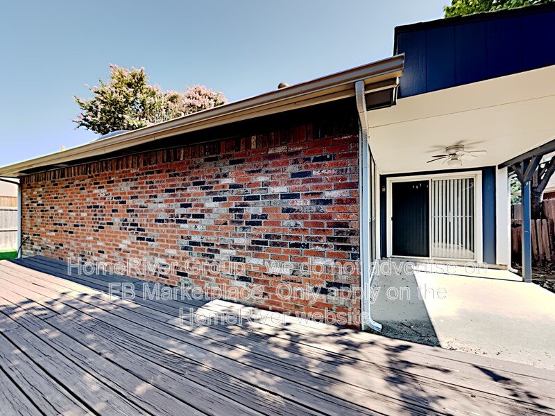 Unique 3BR | Fenced Yard &amp;amp;amp;amp;amp; Deck | Pet-Friendly. property image