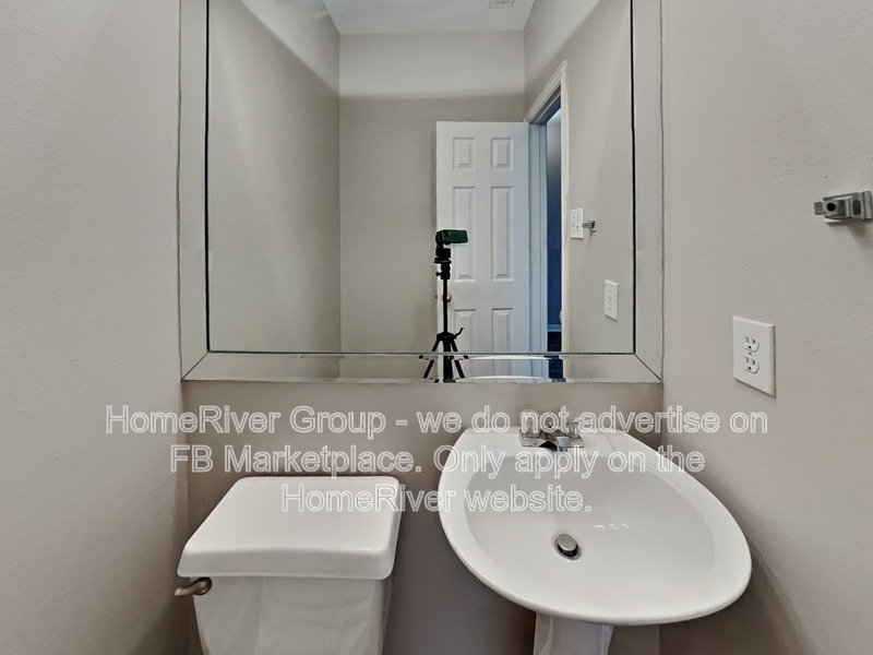 Spacious 3BR | Garage | Pet-Friendly. property image