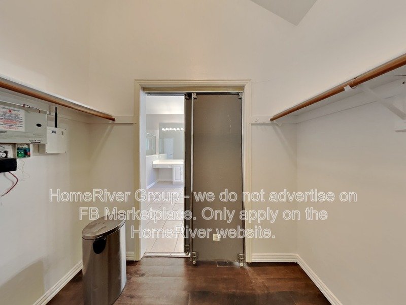 Spacious 3BR | Garage | Pet-Friendly. property image