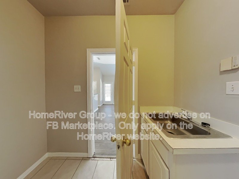 Spacious 3BR | Garage | Pet-Friendly. property image