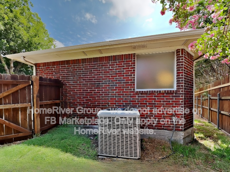 Spacious 3BR | Garage | Pet-Friendly. property image