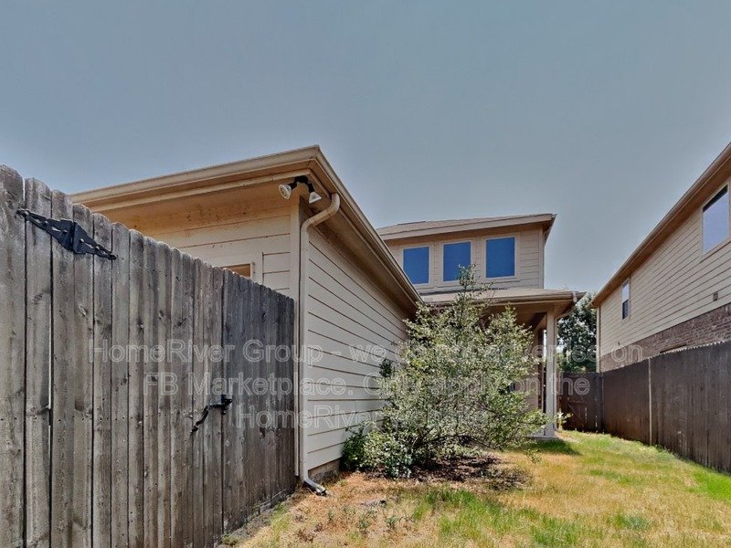 3 BR Home | Granite Counters | Denton ISD | Community Pool property image