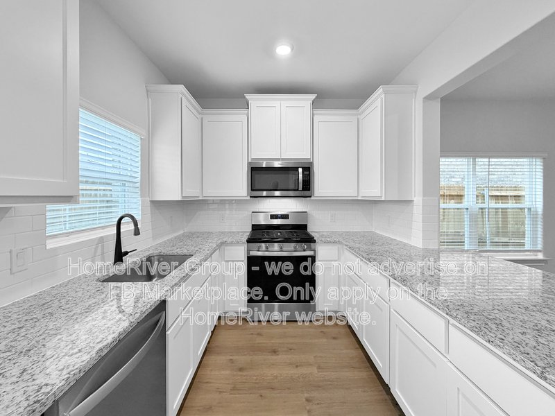 Available now! 1215 Bullock Dr, Princeton, TX 75407 property image