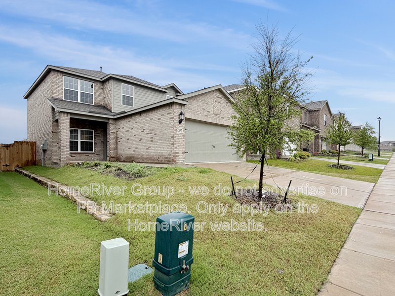 Available now! 1215 Bullock Dr, Princeton, TX 75407 property image