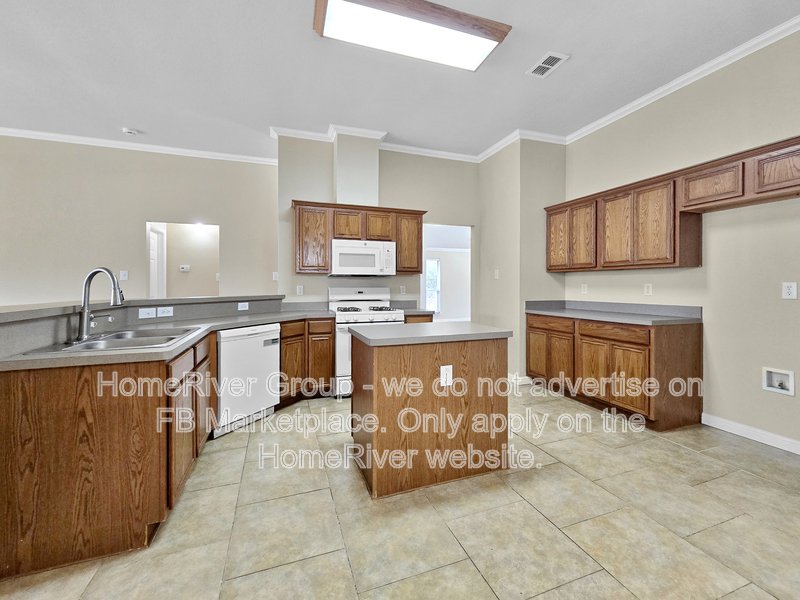 3 BR Home | Attached Garage | Gas Fireplace | Fenced Yard property image