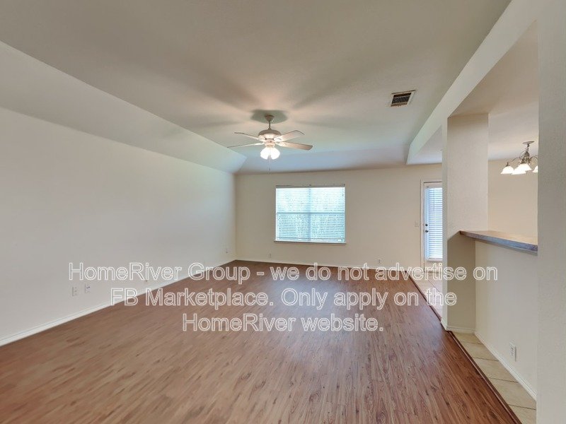 Spacious 4-Bed Glenn Heights Home with Garden Tub & Sprinkler System property image