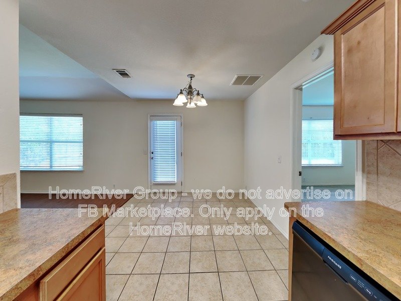 Spacious 4-Bed Glenn Heights Home with Garden Tub & Sprinkler System property image