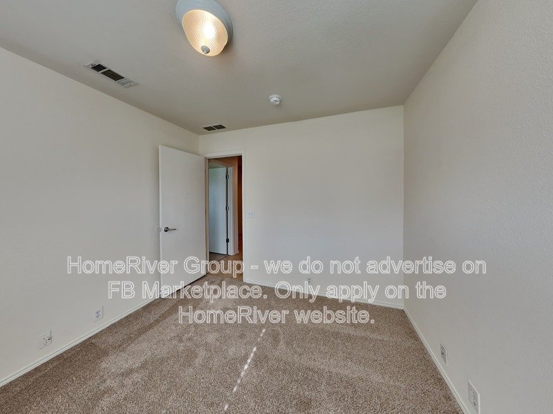 Spacious 4-Bed Glenn Heights Home with Garden Tub & Sprinkler System property image