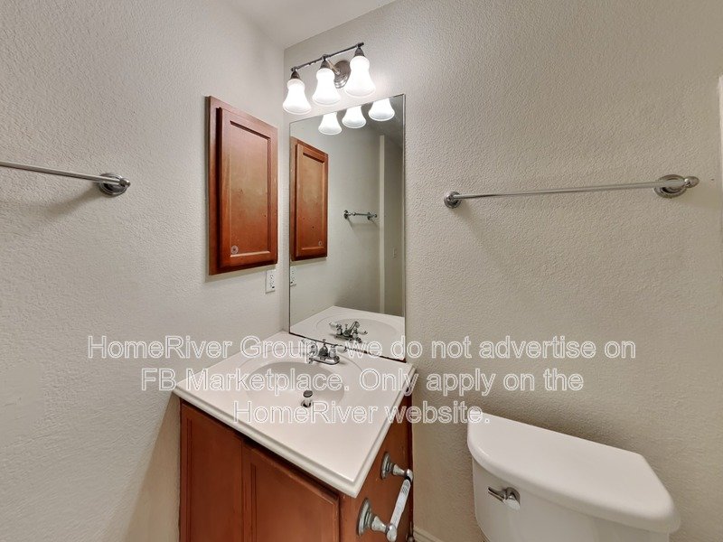 Spacious 4-Bed Glenn Heights Home with Garden Tub & Sprinkler System property image