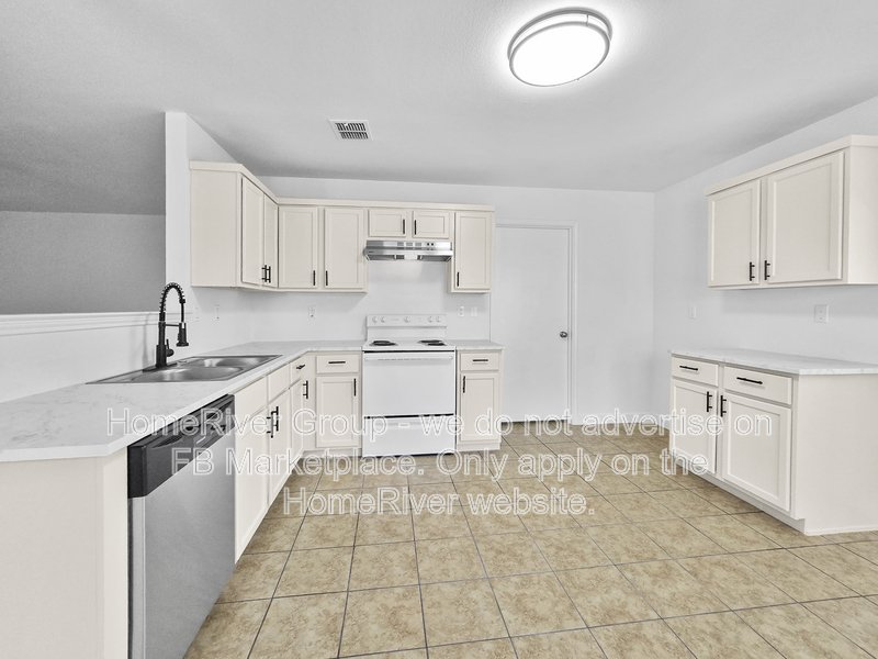 3 BR Home | Fenced Yard | Community Pool property image