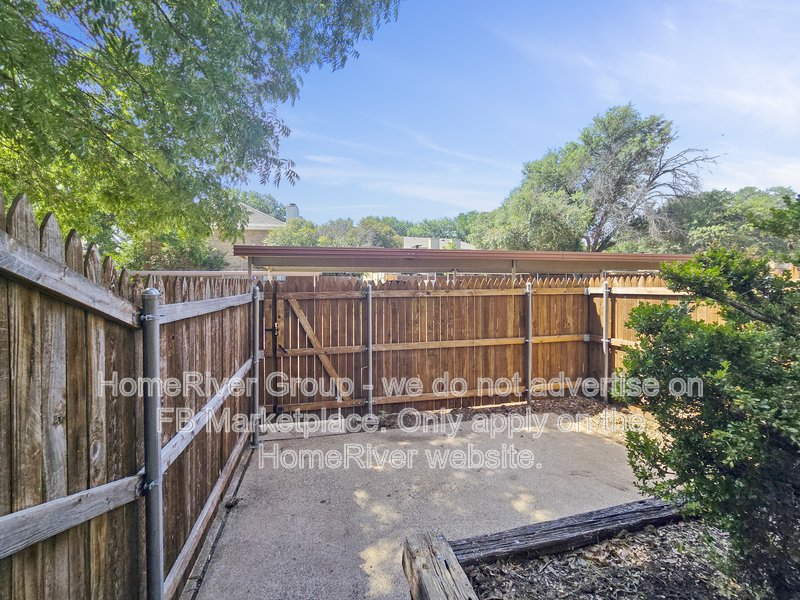 2 BR Duplex | Fenced Yard | Fridge, Washer, and Dryer | property image