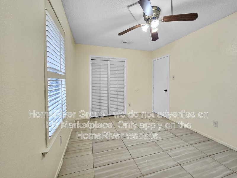 Cozy 2BR Duplex | FRIDGE | No Carpet. property image