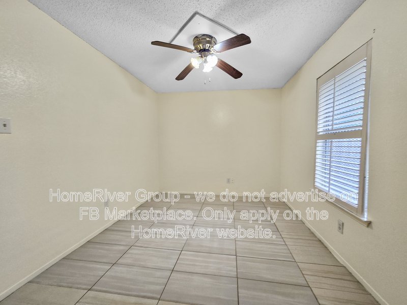 Cozy 2BR Duplex | FRIDGE | No Carpet. property image