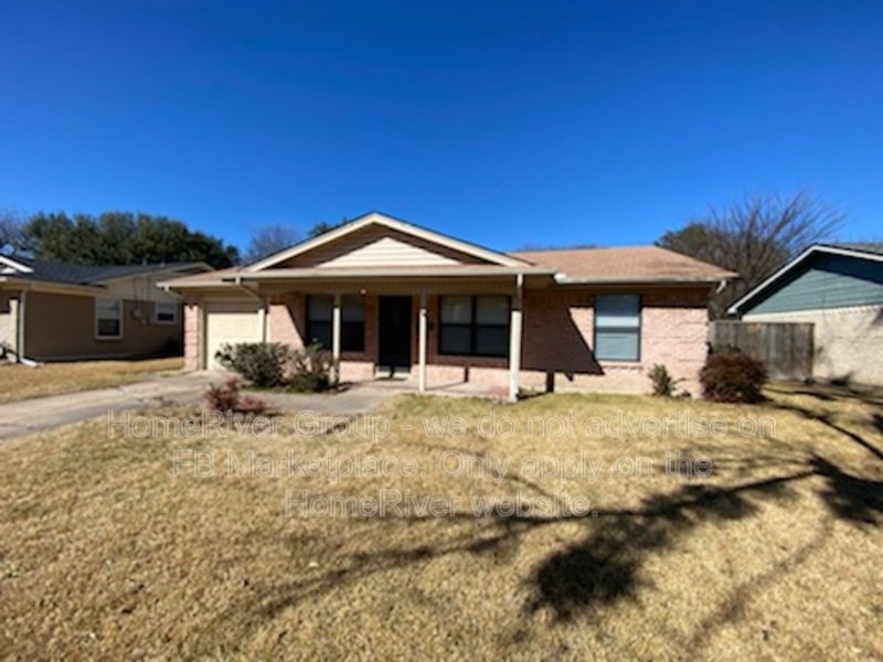 Updated 3BR/2BA Home | Fenced Yard | Modern Vinyl Plank Flooring property image