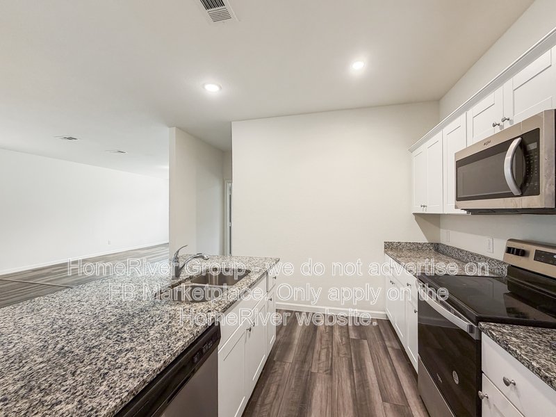 5 BR Home | Pet Friendly | Fenced Yard | Community Pool property image