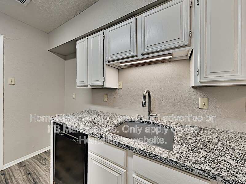3 BR Home | Fireplace | Pet-Friendly | property image