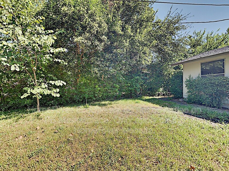 3 BR Home | Fireplace | Pet-Friendly | property image