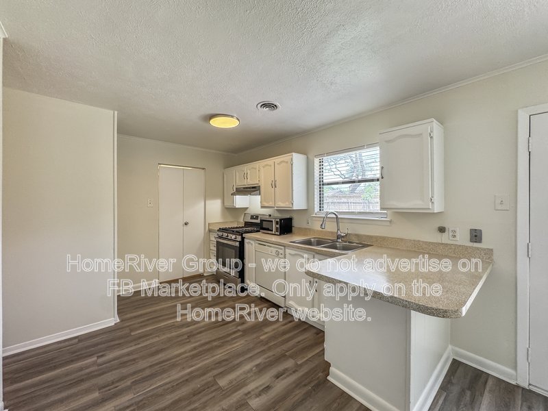 Updated 3BR/2BA Home | Fenced Yard | Modern Vinyl Plank Flooring property image