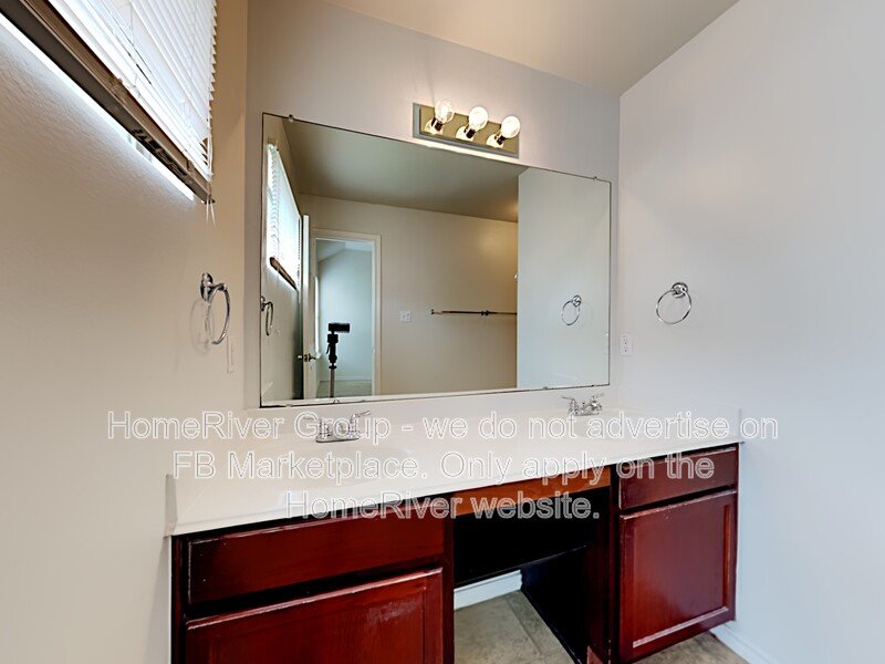 Built-in Oven | Washer, Dryer, Fridge | Pet-Friendly. property image