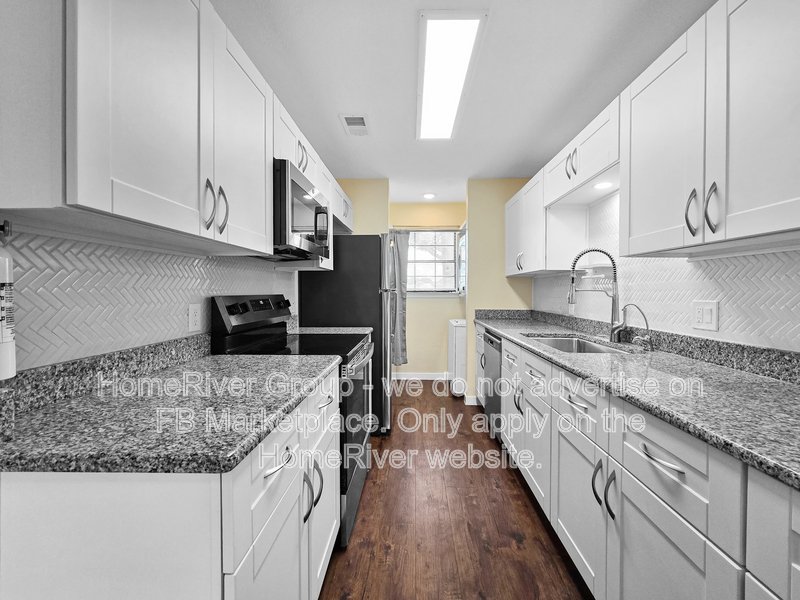 2 BR Duplex | Fenced Yard | Fridge, Washer, and Dryer | property image