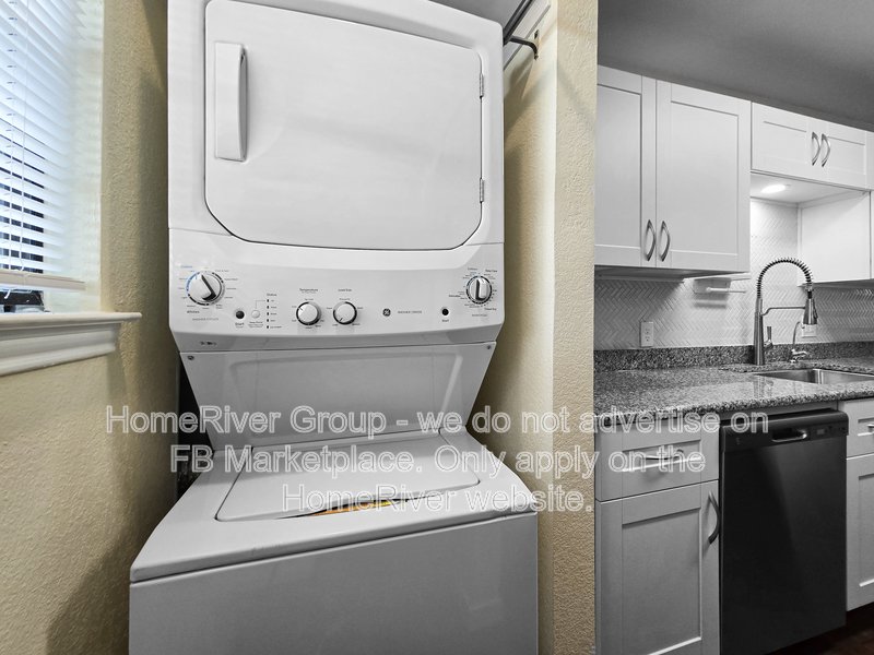 2 BR Duplex | Fenced Yard | Fridge, Washer, and Dryer | property image